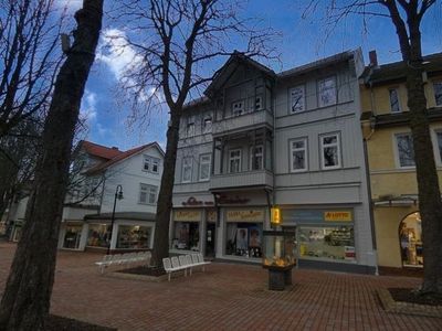 Großzügiges Wohn- und Geschäftshaus in zentraler Lage
