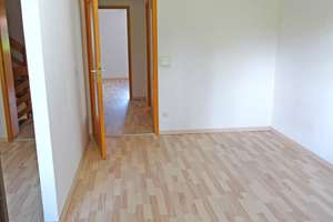 Geräumiges sowie vielseitiges RMH in exzellenter Lage – Isaraustraße 40-54, 82538 Geretsried – Vorschaubild 30