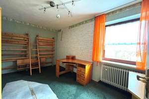 Ruhig gelegenes Zweifamilienhaus mit ausgebautem DG – Die vollständige Adresse der Immobilie erhältst du vom Anbieter., 86316 Friedberg – Vorschaubild 14
