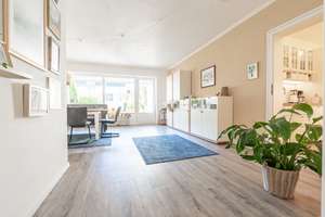 Direkt am Strand - Terrassenwohnung über zwei Ebenen mit Elbblick – Die vollständige Adresse der Immobilie erhältst du vom Anbieter., 22587 Blankenese, Hamburg – Vorschaubild 6