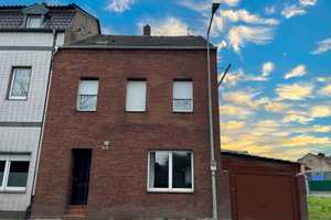 Vielseitiges Reihenendhaus mit Einliegerwohnung und Dachgeschossapartment – Duisburg – Vorschaubild 1