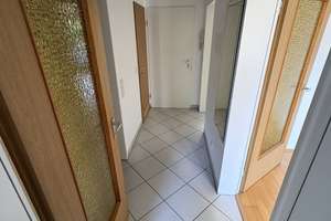 Freundliche 2,5-Zimmer-Wohnung mit Balkon und Garage in begehrter Lage in Oppum – Die vollständige Adresse der Immobilie erhältst du vom Anbieter., 47809 Oppum, Krefeld – Vorschaubild 6