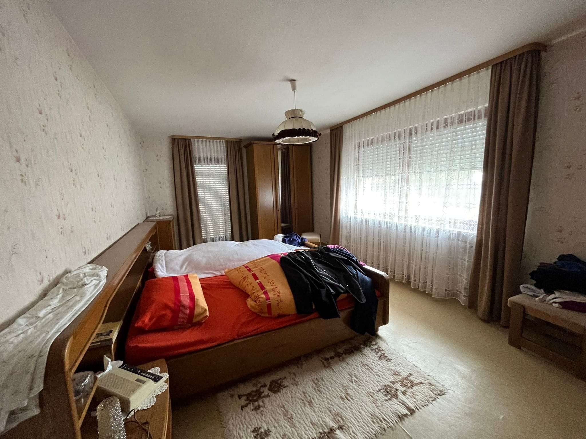 Immobilie in Ulrichstein - Einfamilienhaus mit zwei Garagen und separatem Gartengrundstück in Ulrichstein-Wohnfeld - Bild 5