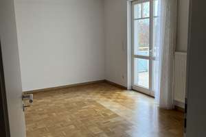 Ruhige, helle 3-Zimmer-Wohnung mit 2 Balkonen im Zentrum Nähe ZOB/Schloss/THI – Esplanade 19, 85049 Mitte, Ingolstadt – Vorschaubild 3