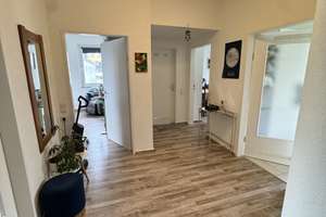 3-Zimmer-Wohnung mit Balkon in Nippes, Köln – Die vollständige Adresse der Immobilie erhältst du vom Anbieter., 50733 Nippes (Ortsteil), Köln – Vorschaubild 2