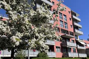 KP AUF ANFRAGE - Sonnige 2-Zi.-Wohnung - Balkon - Weitblick – frei, Top-Lage München nahe MIRA & BMW
