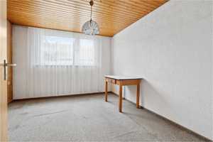Raum für Ihre Ideen – Zweifamilienhaus in Bühl mit großem Potenzial und viel Platz! – Finkenweg 1, 89346 Günzburg (Kreis) – Vorschaubild 10