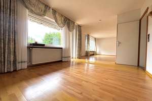 Raum für Ideen – Einfamilienhaus mit vielfältigen Gestaltungsmöglichkeiten in guter Lage! – Die vollständige Adresse der Immobilie erhältst du vom Anbieter., 31275 Lehrte – Vorschaubild 9