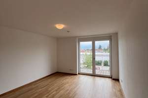 Sonniges 3-Zimmer-Penthouse mit Balkon – Die vollständige Adresse der Immobilie erhältst du vom Anbieter., 80935 Lerchenau-Ost, München – Vorschaubild 4