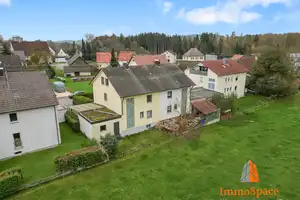 ImmoSpace *** TRAUMHAFTES WOHNEN IN RUHIGER LAGE ***DOPPELHAUSHÄLFTE MIT GARTEN *** – Augsburg (Kreis) – Vorschaubild 1