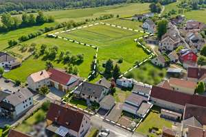 Einzigartiges Anwesen! Hochwertiges Wohnhaus mit Nebengebäuden und 9.625m² Grundstück – Die vollständige Adresse der Immobilie erhältst du vom Anbieter., 96132 Schlüsselfeld – Vorschaubild 3