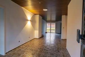 Wohnhaus in Bielefeld mit Aufzug und PV-Anlage – teilsaniert, leerstehend und vielseitig nutzbar – Die vollständige Adresse der Immobilie erhältst du vom Anbieter., 33689 Sennestadt, Bielefeld – Vorschaubild 9