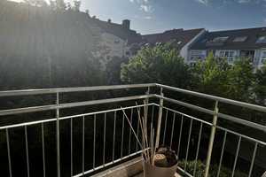 Helle 2-Zimmer-Wohnung mit Balkon in Obergiesing – Nachmieter*in gesucht ab dem 01.08.2025 – Hohenwaldeckstraße 26, 81541 München – Vorschaubild 1