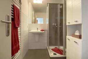 Top Lage in Haidhausen - komplett möblierte 1 Zimmer-Wohnung, absolut ruhig – Innere Wienerstr. 16, 81667 Haidhausen Nord, München – Vorschaubild 11