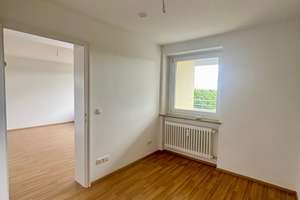 Schöne, helle und sanierte 1,5-Zimmer-Wohnung mit Balkon nähe Kuhsee zu vermieten  – Mittenwalder Straße  2, 86163 Hochzoll-Süd, Augsburg – Vorschaubild 2