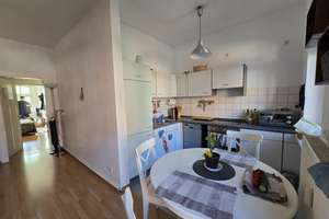 gemütlich, helle 2-Zimmerwohnung mit großen Balkon in zentraler, ruhiger Lage zu verkaufen. – Heynahtsstraße 6, 1309 Gruna, Dresden – Vorschaubild 3