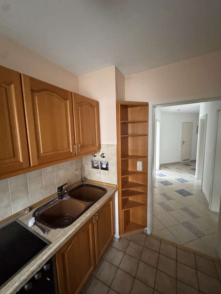 Immobilie in Pullach im Isartal - Exklusive, geräumige und neuwertige 2/3 Zimmer-Wohnung mit großem Balkon am Marktplatz von Pullach - Bild 3