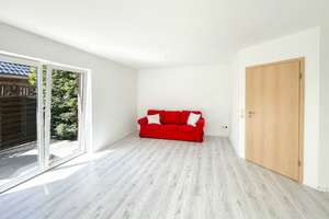 Modernes Familienzuhause unter Kastanien: Gartenidylle, Carport, Wärmepumpe, PV-Anlage – Die vollständige Adresse der Immobilie erhältst du vom Anbieter., 23569 Kücknitz, Lübeck – Vorschaubild 7