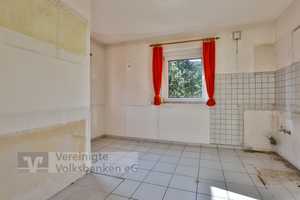 SCHÖN GELEGENE DHH MIT TOLLEM GARTEN UND AUSBAUPOTENTIAL! – Reutlingen (Kreis) – Vorschaubild 7