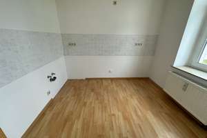 Helle Whg. im 1. OG  / Laminat / Bad mit Dusche / u.v.m. – Olbernhauer Straße 20, 9125 Altchemnitz, Chemnitz – Vorschaubild 3