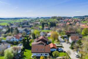 Idyllisch gelegen & großzügig geschnitten – Zweifamilienhaus mit Charme in Issing – Die vollständige Adresse der Immobilie erhältst du vom Anbieter., 86946 Vilgertshofen – Vorschaubild 26