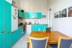 Charmante 3-Zimmer-Altbauwohnung mit Wohnküche und Kamin im beliebten Ottensen – Die vollständige Adresse der Immobilie erhältst du vom Anbieter., 22765 Ottensen, Hamburg – Vorschaubild 7