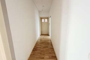 Modernisiert & bezugsfertig: Helle 2-Zimmer-Altbauwohnung mit Balkon in gepflegter Lage – Schnellerstraße 54, 12439 Niederschöneweide, Berlin – Vorschaubild 8
