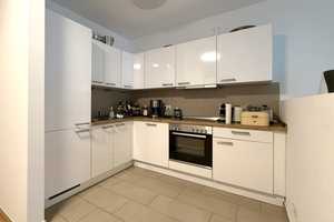 Moderne 3-Zimmer-Wohnung mit 3 Balkonen, Einbauküche und Stellplatz – Abbentorswallstraße 50, 28195 Bremen – Vorschaubild 5