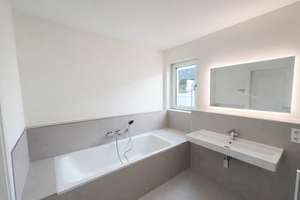 Moderne 4-Raum-Wohnung mit Südwest-Balkon – Die vollständige Adresse der Immobilie erhältst du vom Anbieter., 40545 Stadtmitte, Düsseldorf – Vorschaubild 4