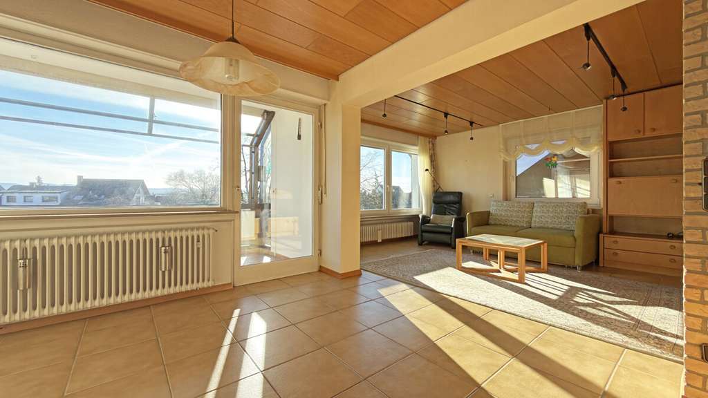 Immobilie in Pliezhausen - Ideal für die Großfamilie oder als Generationenhaus - Bild 2