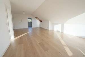 3-Zimmer-Wohnung im Dachgeschoss mit Balkon und Blick in den Odenwald