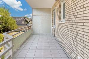 Lichtdurchflutete 4-Zimmer Wohnung mit 2 Balkonen, Garage & Stellplatz. Sehr gute Infrastruktur. – Die vollständige Adresse der Immobilie erhältst du vom Anbieter., 51149 Westhoven, Köln – Vorschaubild 13