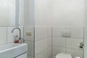 NEU *Paul & Partner* GROßZÜGIGE EIGENTUMSWOHNUNG IN ZENTRALER LAGE MIT BALKON, AUFZUG & STELLPLÄTZEN – Die vollständige Adresse der Immobilie erhältst du vom Anbieter., 65185 Mitte, Wiesbaden – Vorschaubild 13