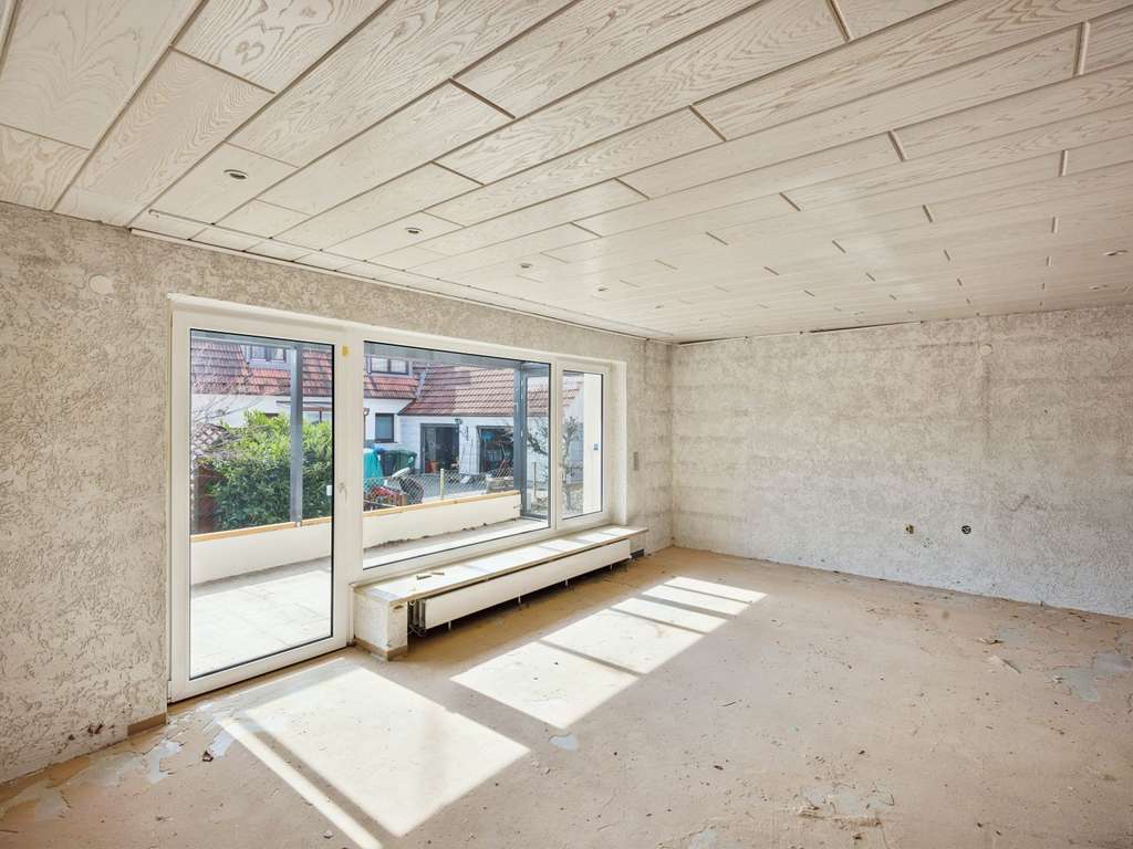 Immobilie in Grasbrunn - Kernsanierung oder doch lieber ein Neubau? Einfamilienhaus auf traumhaftem Grundstück in Neukeferloh - Bild 3