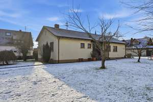 Attraktiver und großzügiger Bungalow mit Garten, Garage und Carport in Kapsweyer – Die vollständige Adresse der Immobilie erhältst du vom Anbieter., 76889 Kapsweyer – Vorschaubild 3