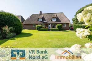 Idyllisches Friesenhaus unter Reet in bevorzugter Wohnlage – Die vollständige Adresse der Immobilie erhältst du vom Anbieter., 25920 Risum-Lindholm – Vorschaubild 1
