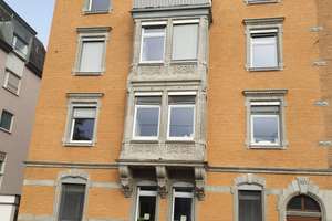 4-Zimmer-Dachgeschoss Altbauwohnung in zentraler Lage von Ulm
