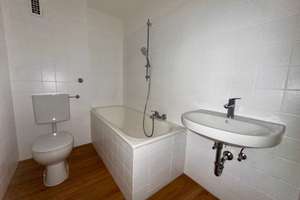 Charmante 2-Zimmer-Wohnung mit Balkon in Nürnberg – Herzogstandstraße 4, 90471 Langwasser Nordwest, Nürnberg – Vorschaubild 4