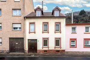 Sanierungsobjekt mit riesigem Potenzial in Neustadt an der Weinstraße! – Sauterstr. 126, 67433 Kernstadt, Neustadt an der Weinstraße – Vorschaubild 1