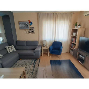 HERRLICHES HAUS ZUR MIETE MIT KAUFOPTION IN LÈNOVA