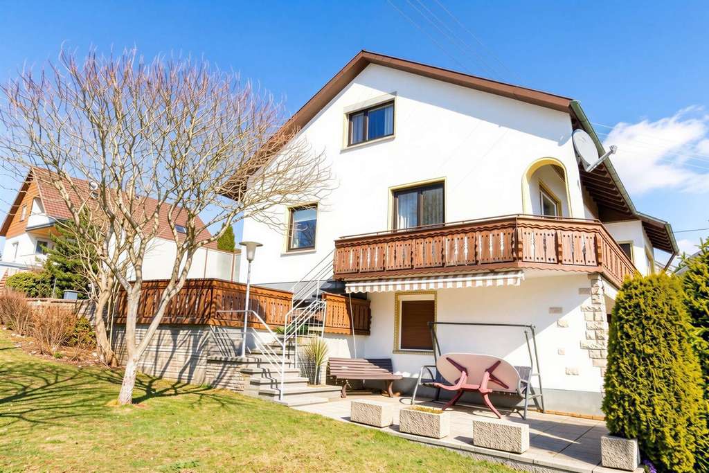 Immobilie in Obernheim - HAUS MIT SEPARATEM GRUNDSTÜCK/HALLE: Obernheim - Bild 1