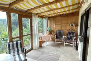 Charmantes Wohnhaus mit PV-Anlage, große Garage+Carport – Sigmaringen (Kreis) – Vorschaubild 9