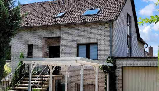 Bild von Geismar: Sehr gepflegtes und bezugsfertiges Architektenhaus mit 2 Wohneinheiten und Kamin
