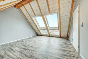 Maisonette mit Loftcharakter – außergewöhnliches Wohnen über den Dächern von Düsseldorf-Wersten – Die vollständige Adresse der Immobilie erhältst du vom Anbieter., 40591 Wersten, Düsseldorf – Vorschaubild 8
