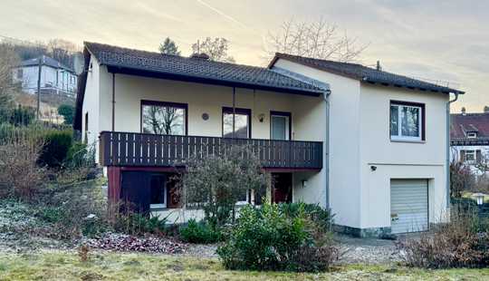Bild von Sonne, Ruhe & Raum für Ideen – freistehendes Haus mit Traumgrundstück