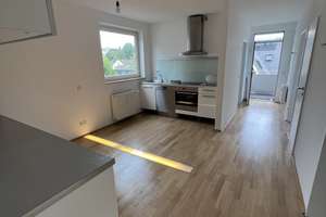 Sehr helle ruhige 3-Zi.-Wg. Balkon EBK Briller Viertel Nordbahntrasse  – Die vollständige Adresse der Immobilie erhältst du vom Anbieter., 42115 Elberfeld West, Wuppertal – Vorschaubild 4