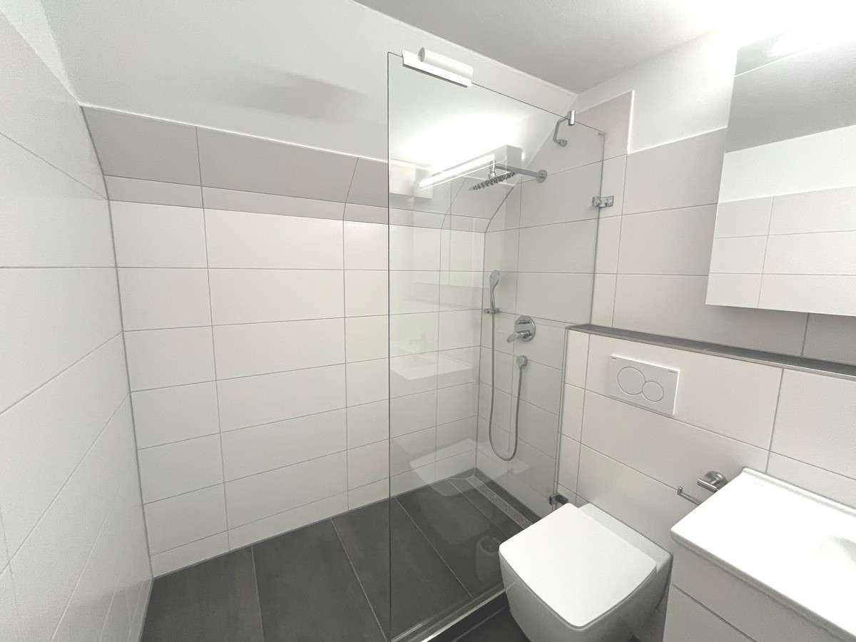 Immobilie in Bad Bellingen - Traumhafte Maisonette-Wohnung mit Fernsicht - Bild 2