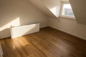 Modernisierte  2-Zimmer-Wohnung mit separater Küche – Trierer Straße 184, 52078 Forst, Aachen – Vorschaubild 2