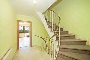 Property thumbnail 10