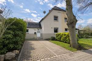 Idyllisches Zechenhaus in Gelsenkirchen-Hassel – charmantes Zuhause mit Charakter